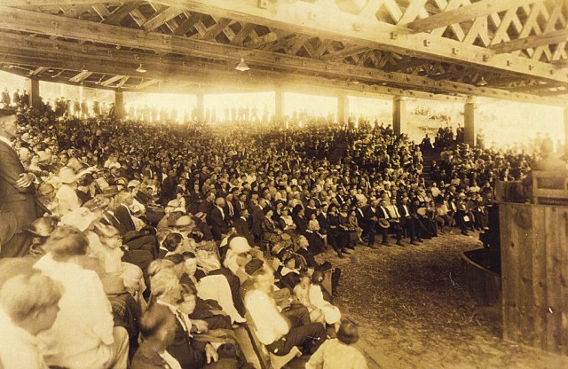 Standing room only at the Eliada Tabernacle during sunrise services (Photo ca. 1921).