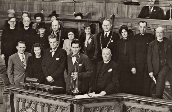 Billy in England 1946 cropped