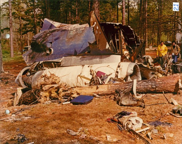 Side view of the right engine next to the fuselage